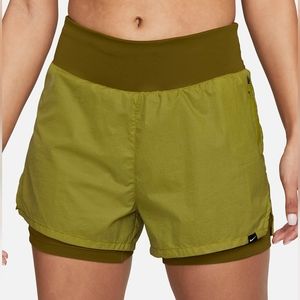 Nike Run Division Women's Mid-Rise 3" 2-in-1 Reflective Shorts Olive Extra Small
